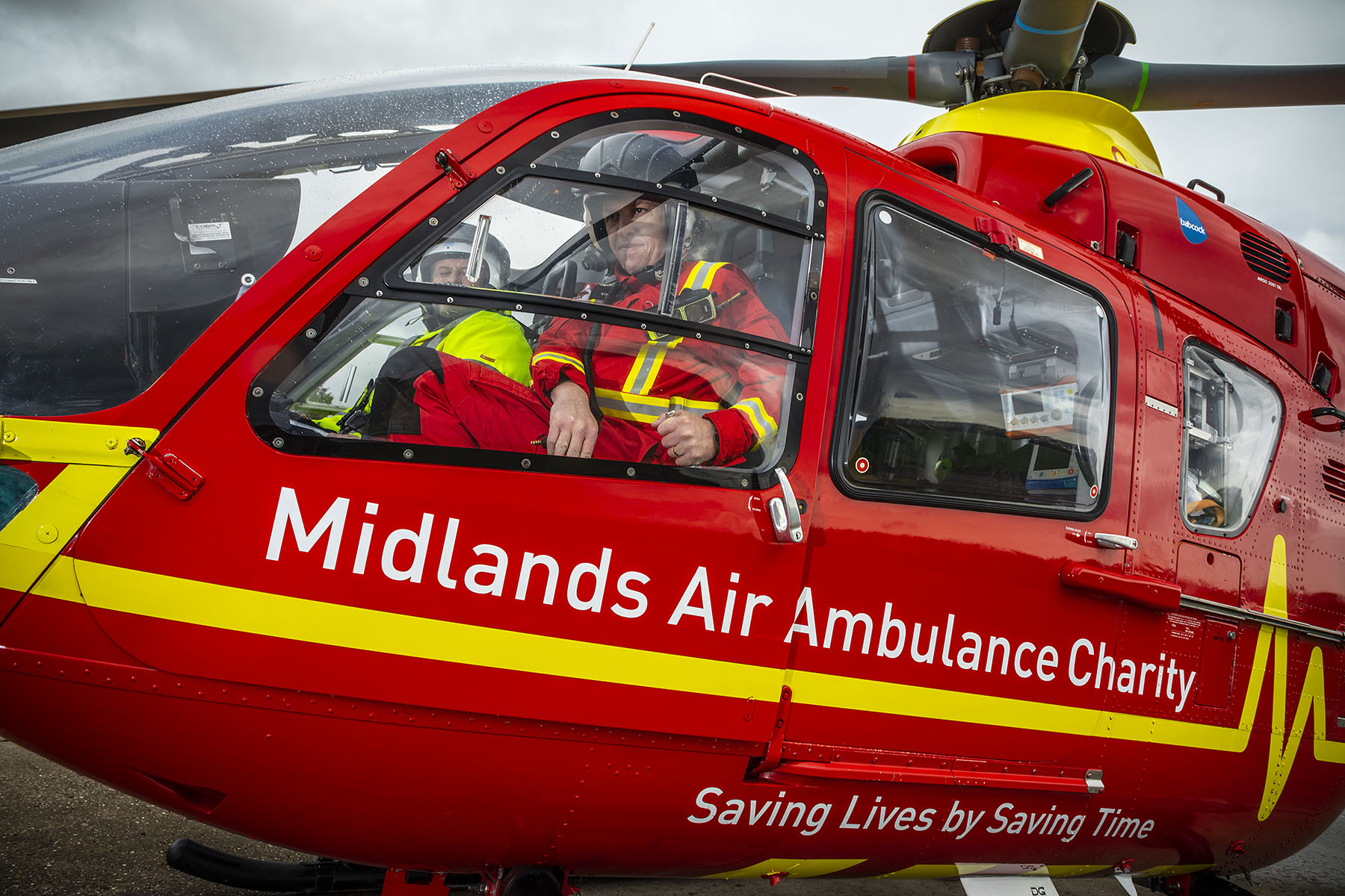 Aircraft comes down in a field in Penkridge 