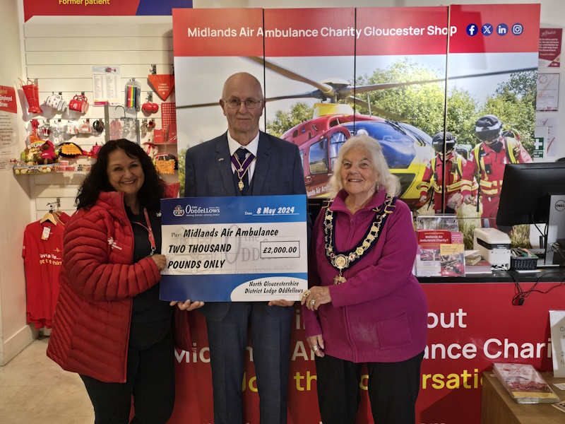 North Gloucestershire Oddfellows Donates £2,000 to Midlands Air Ambulance Charity